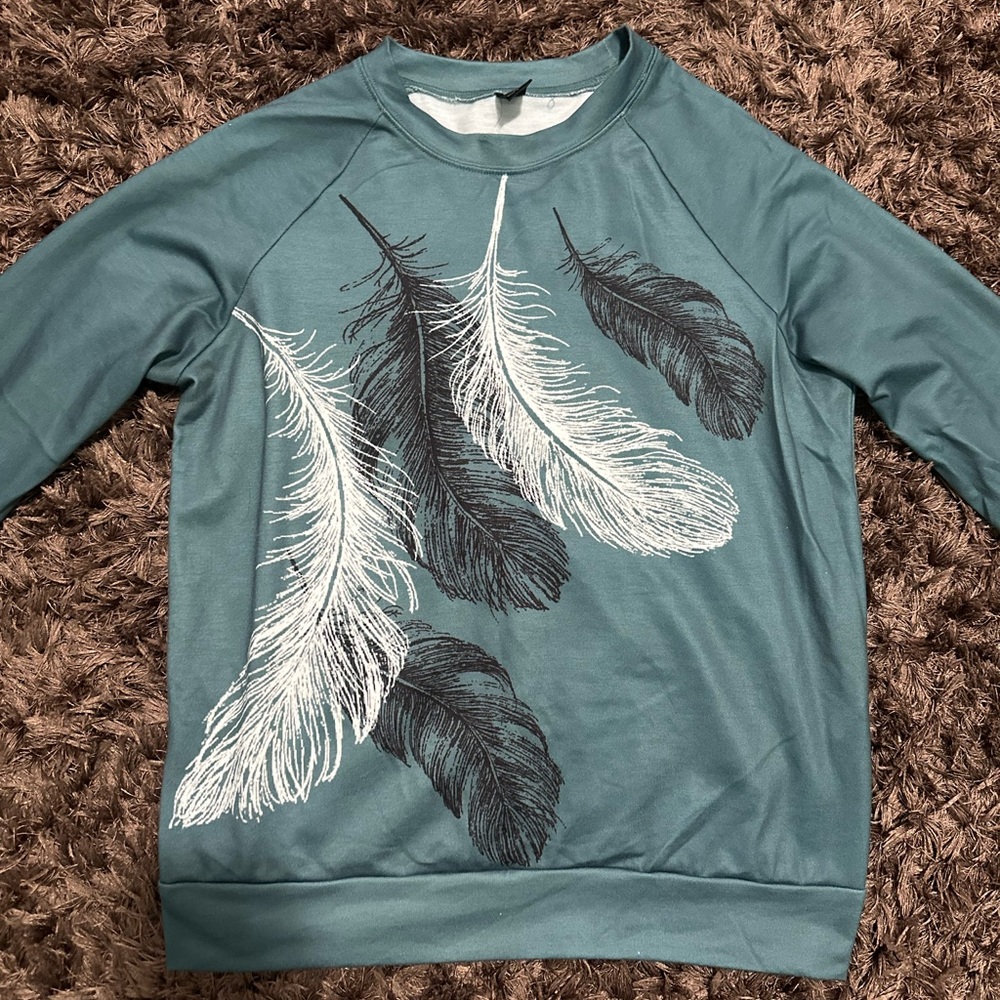 SHEIN Teal Long Sleeve Top with Feather Design